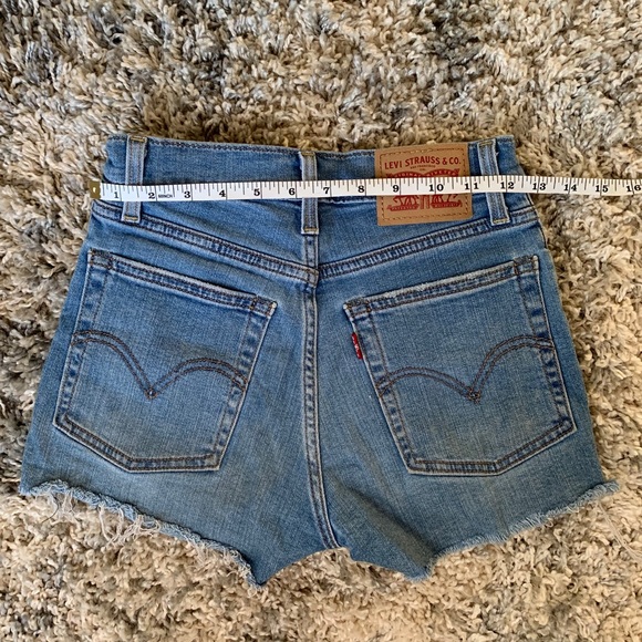 Levi’s denim shorts♥️✨ - Picture 2 of 2